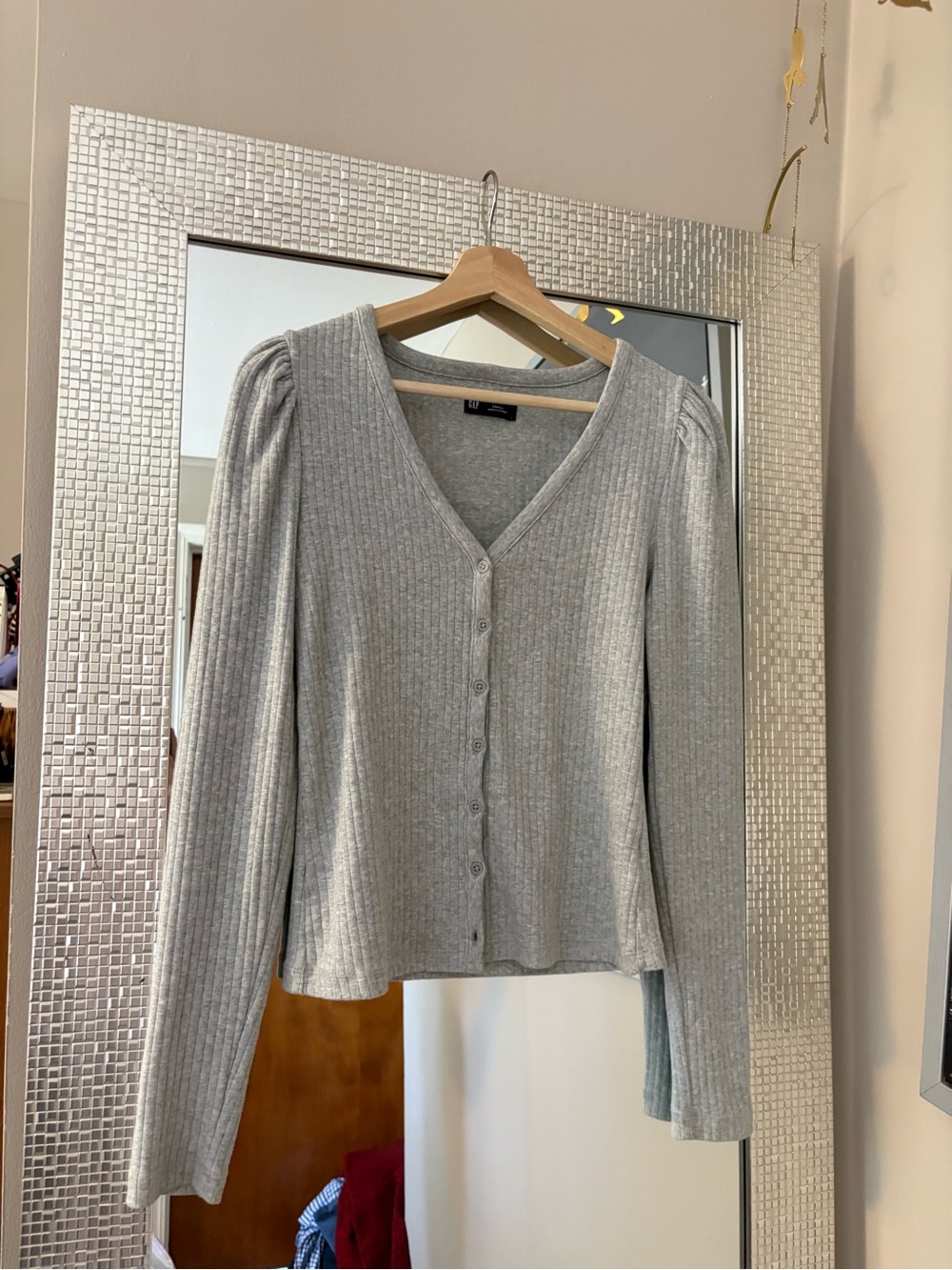 GAP Light Gray Ribbed Button-Down cardigan
